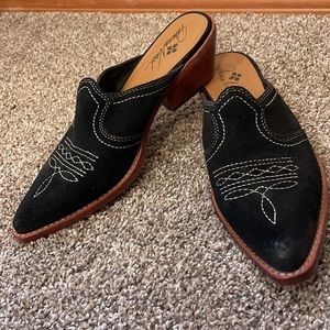 Patricia Nash Western Mules